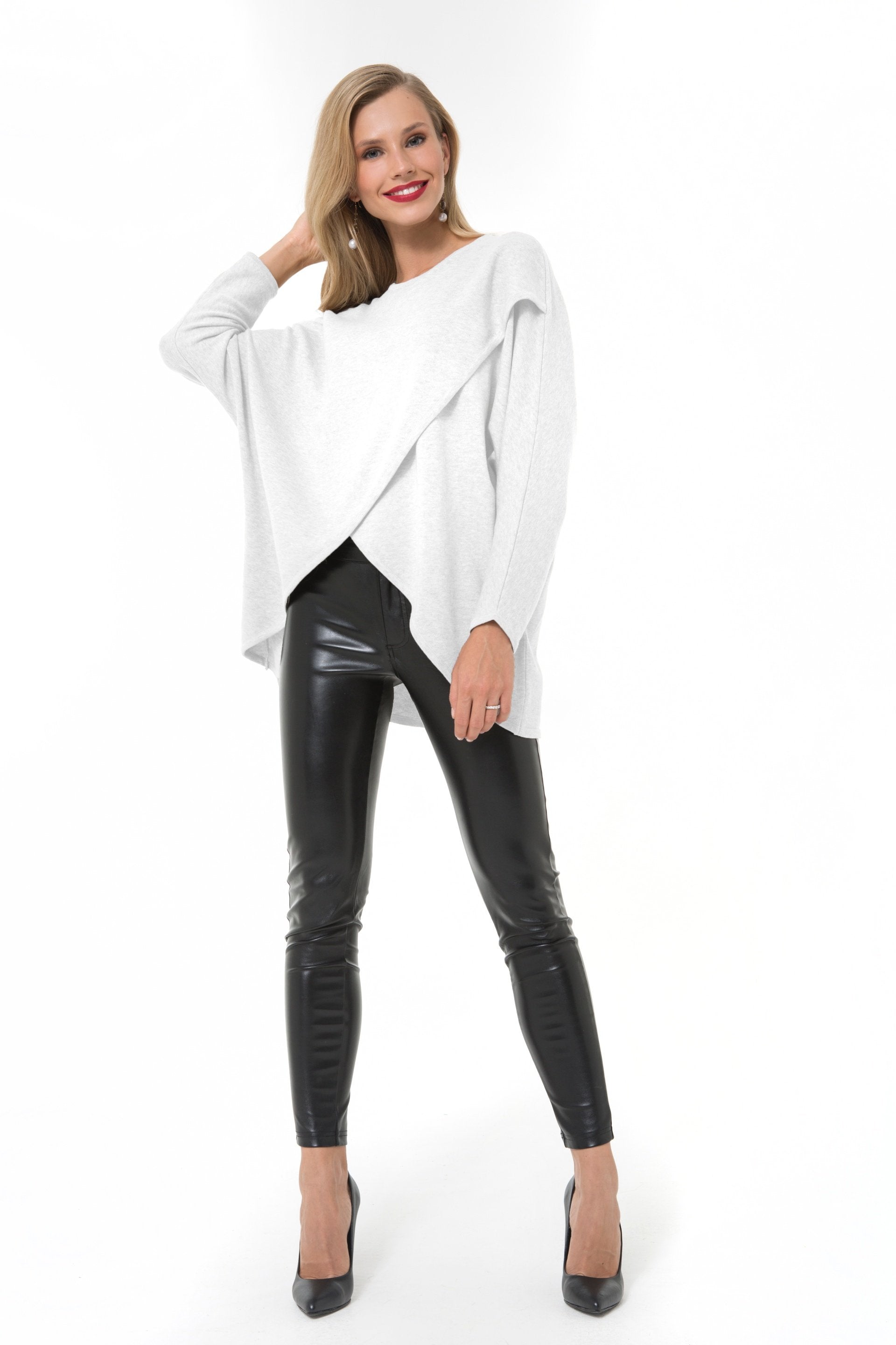 Accouchee Let Loose White Knitwear 01